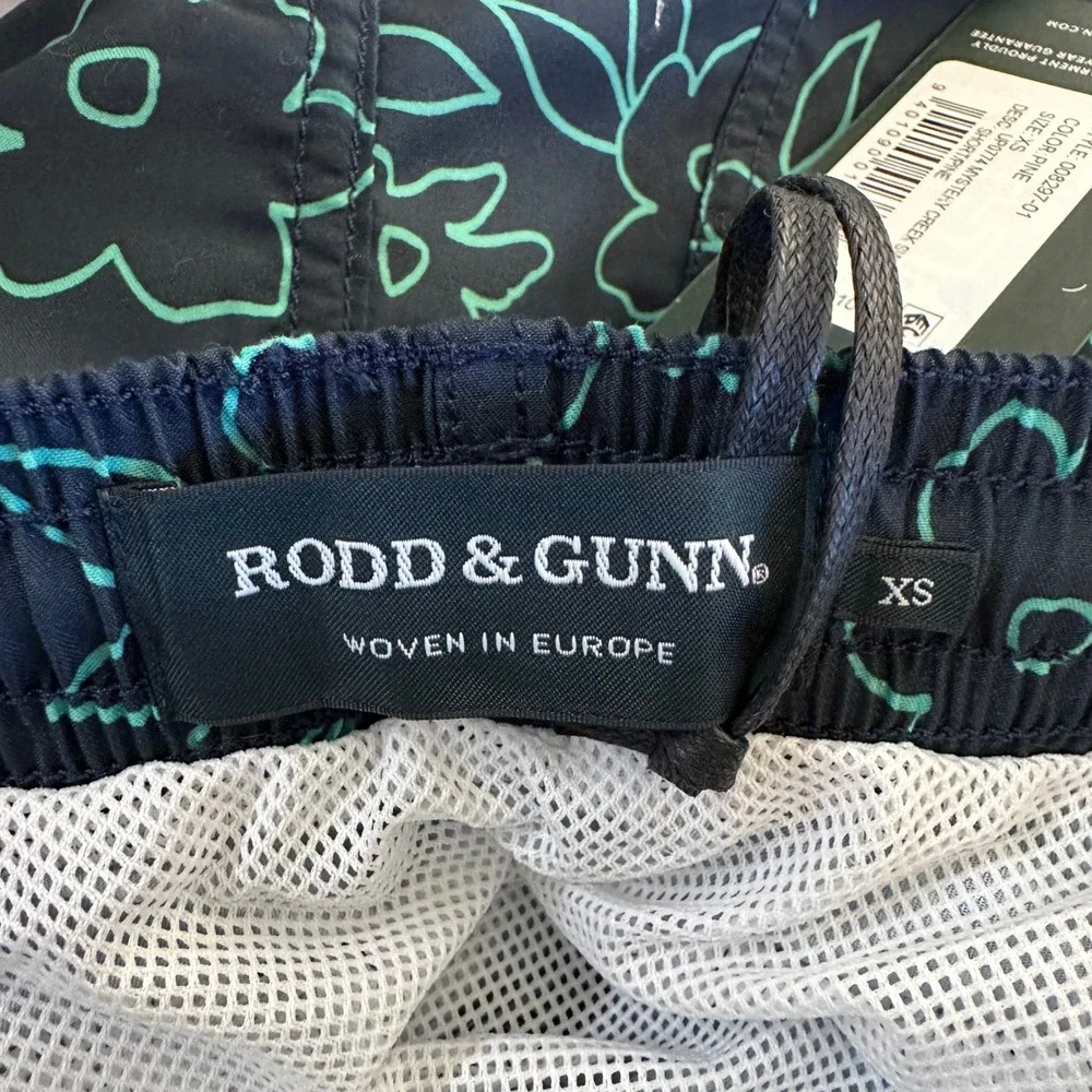 Rodd‎ & Gunn Mens Mystery Creek Swim Shorts XS Pine Floral 008297-01 NWT